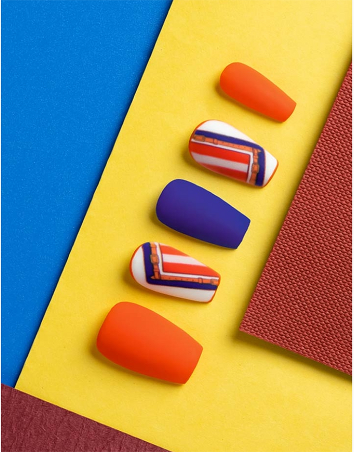 GDL Nail Art-Bold Stripes