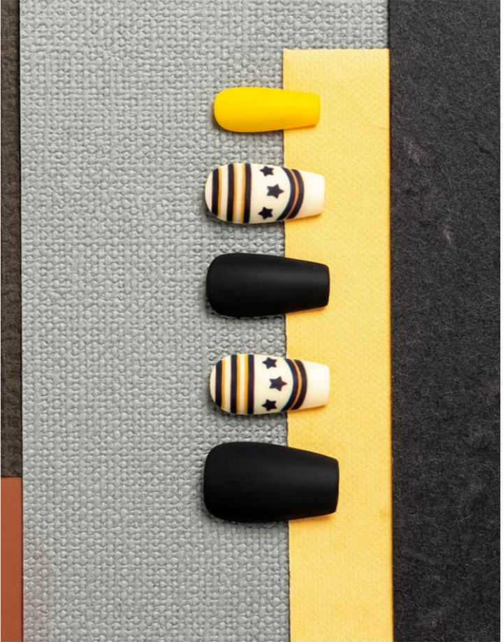 GDL Nail Art-Stellar Stripes